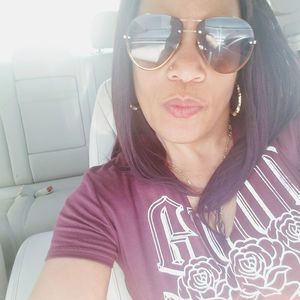 Meet your Posher, Kim